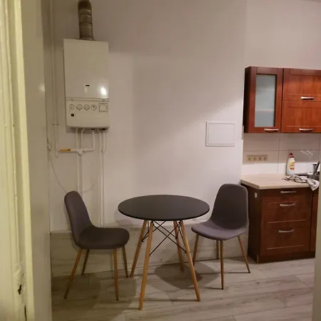 Cozy And Renovated In The Heart Of The Stettin